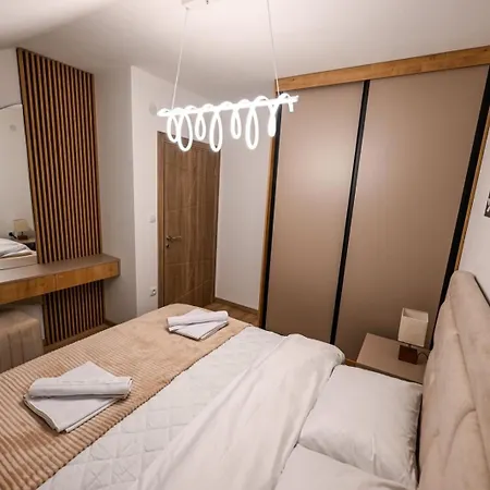 Ema Sl Apartment