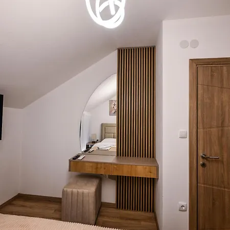 Apartment Ema Sl